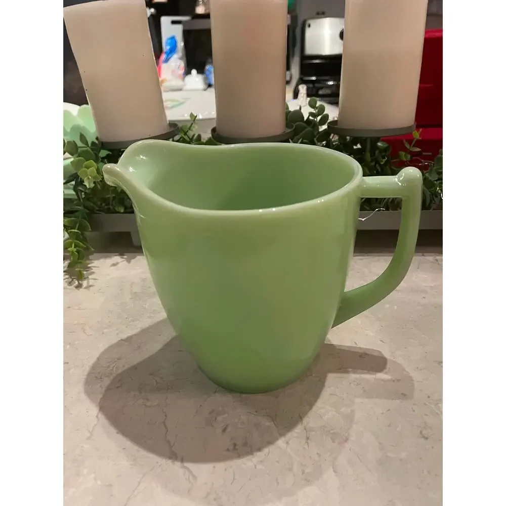 Vintage rare 32oz Jeanette Glass Milk Pitcher Jadeite Uranium Sunflower pattern